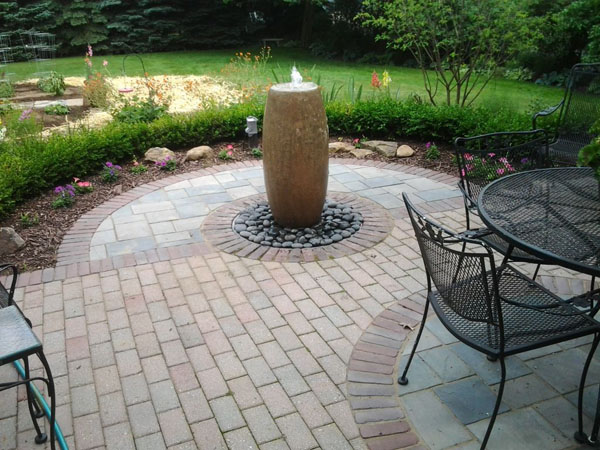 Bubbler Vase Fountain Within Patio